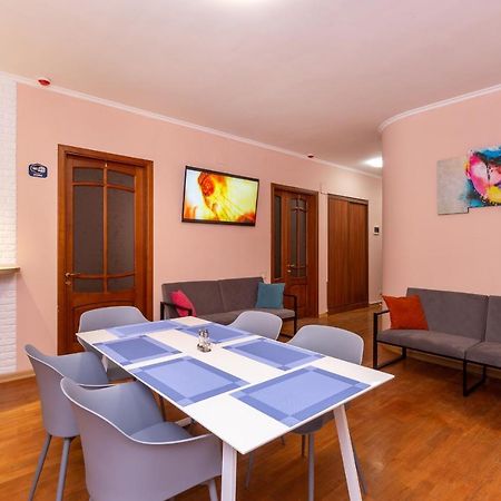 Хостел Friends House Odesa Exterior photo