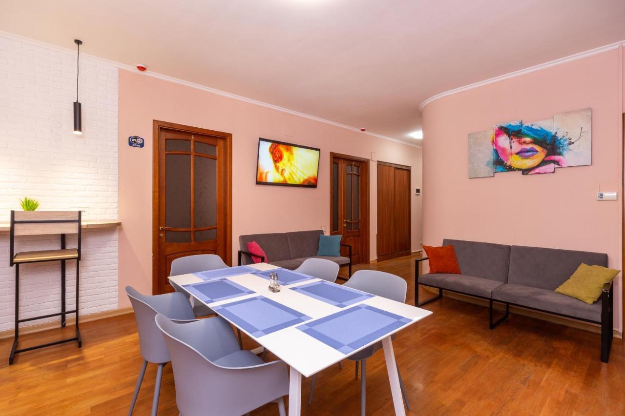 Хостел Friends House Odesa Exterior photo