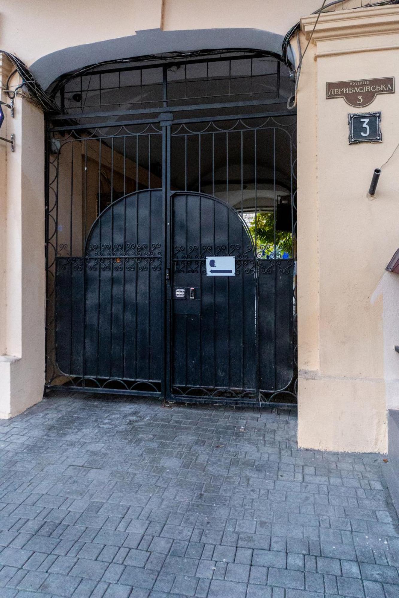 Хостел Friends House Odesa Exterior photo